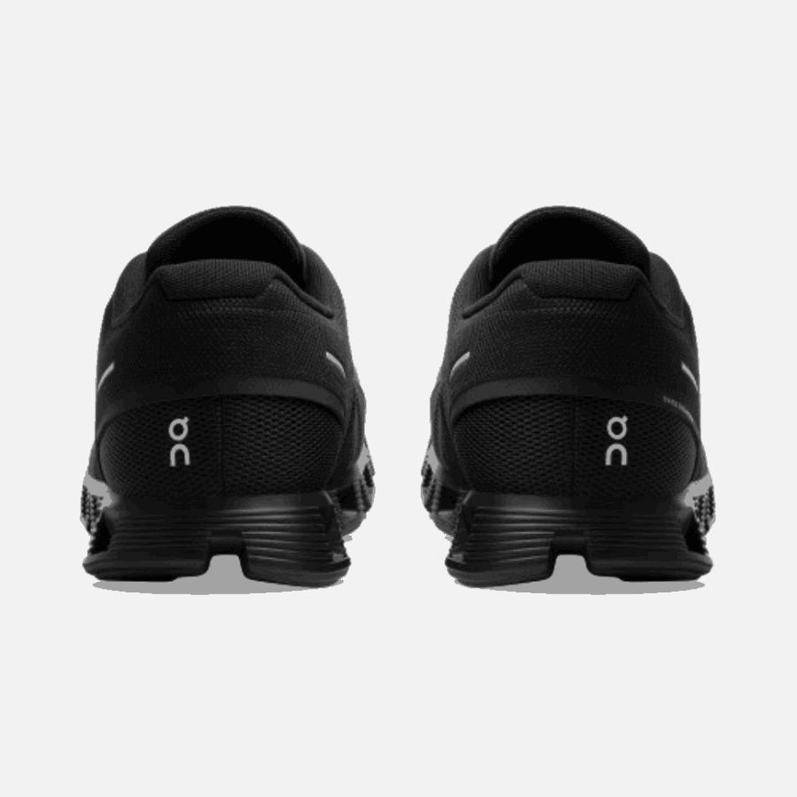 Sur L'exécution De Cloud 5 Tout Noir