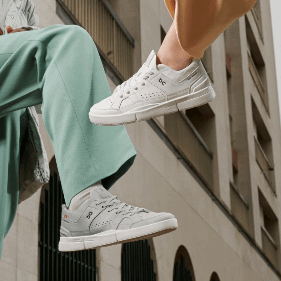 Sur La Gestion Du Roger Clubhouse Tout Blanc