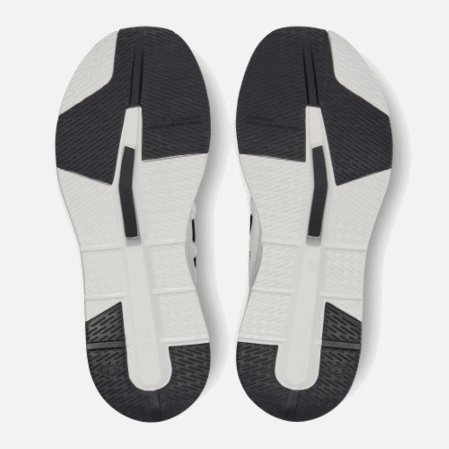 Cloudeasy Non Teint-blanc-noir En Course