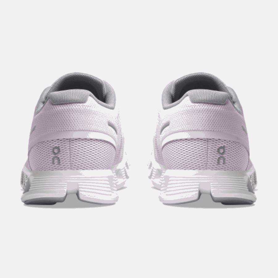 Nuage 5 Sur L'exécution De Lily-frost