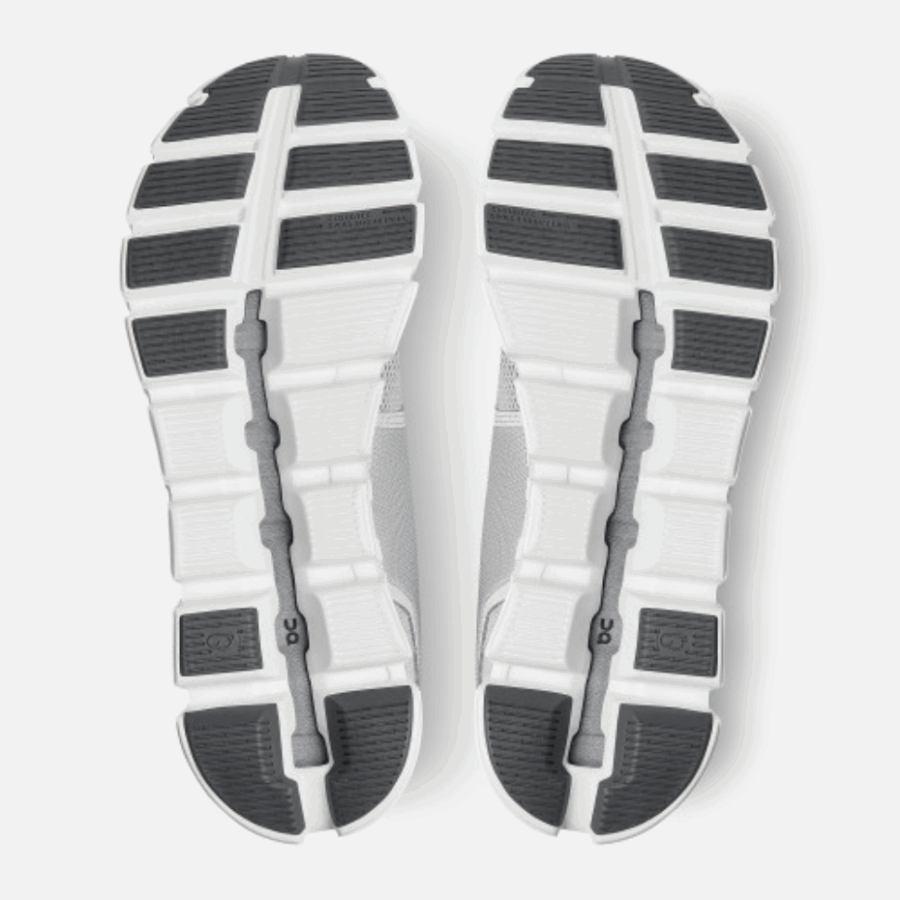 Cloud 5 Glacier-white En Cours D'exécution