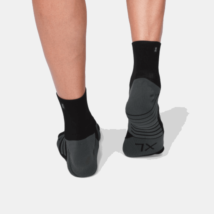 Sur L'exécution Mi Chaussette Ombre Noire