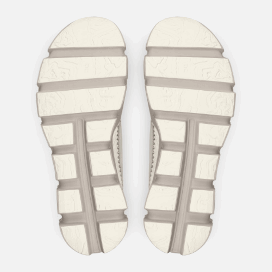 Cloudaway Ivoire-perle En Cours D'exécution