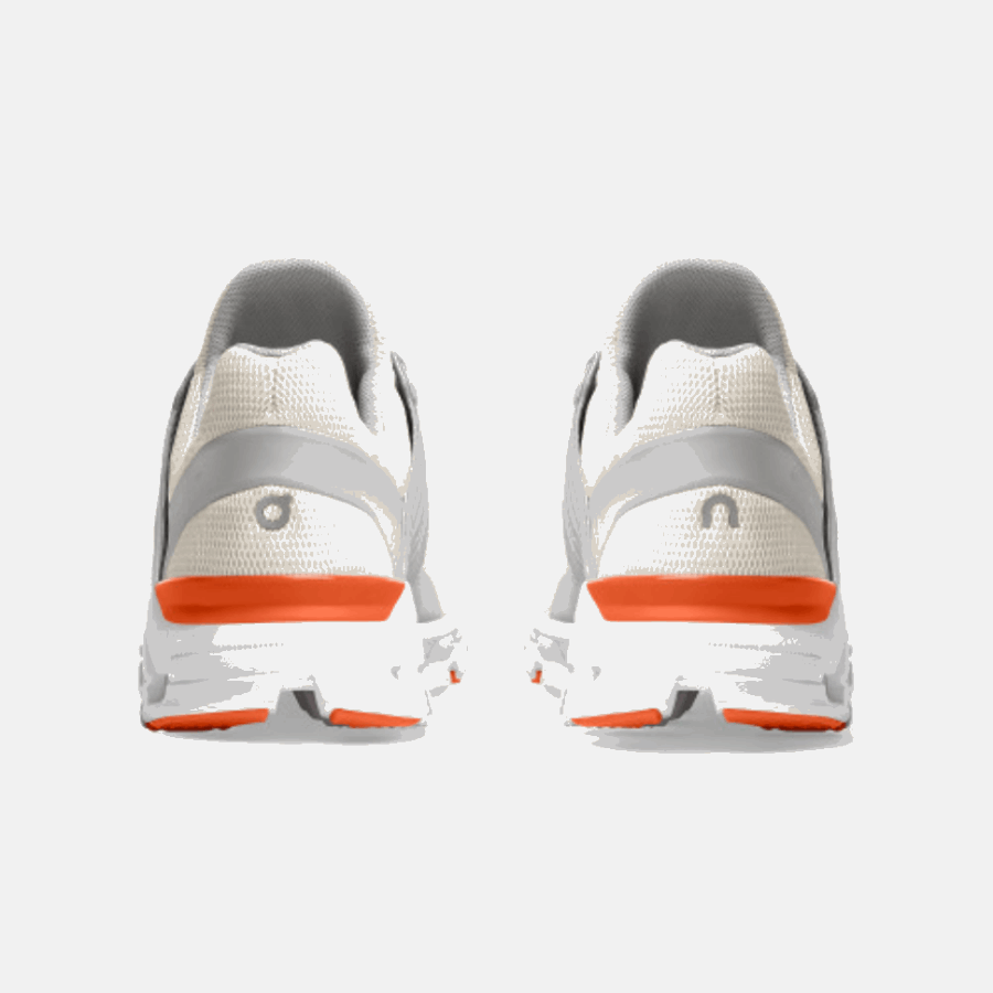 Cloudwift Sur La Flamme Blanche En Cours D'exécution