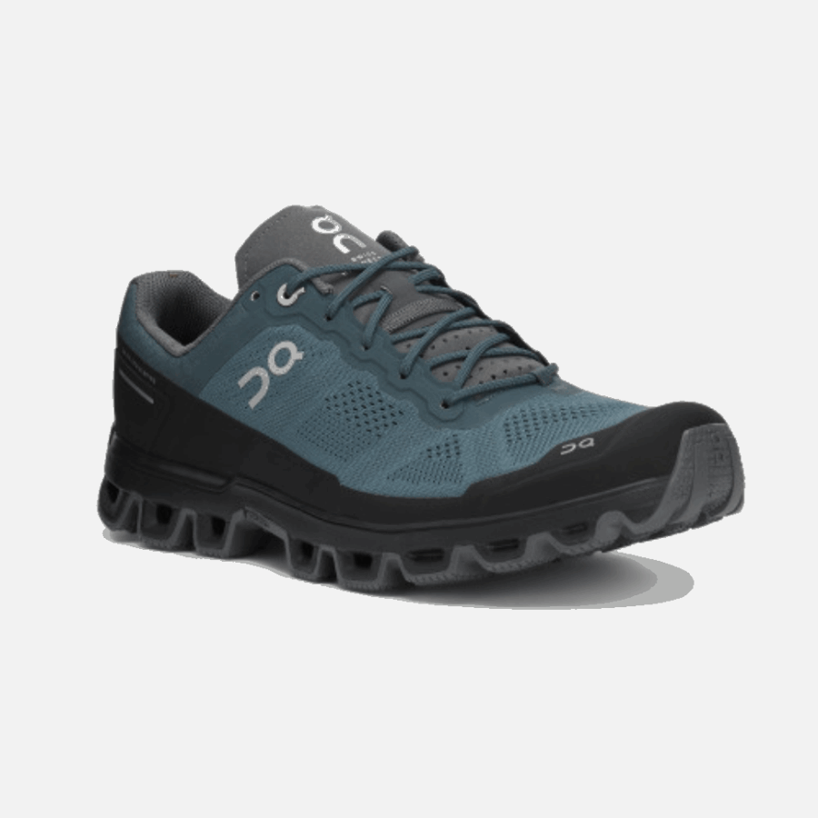 Sur L'exécution De Cloudventure Shadow-rock